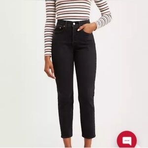 EUC Levi's Premium Wedgie Icon Ankle Jeans, Black, Size 28